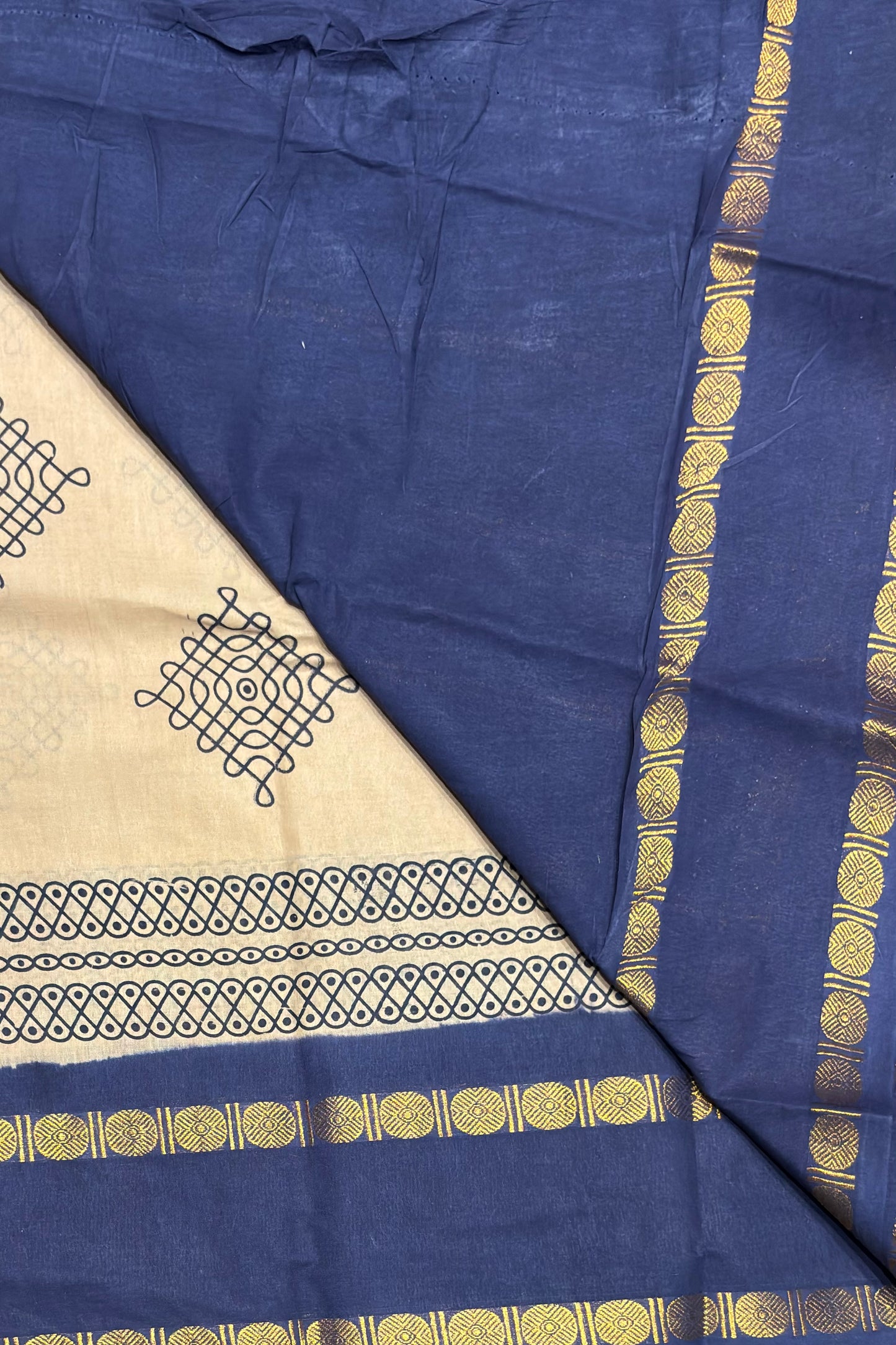 Premium Sungudi Cotton Saree – Kolam Prints- Gold with Grey Contrast Rettapet Border | SC19