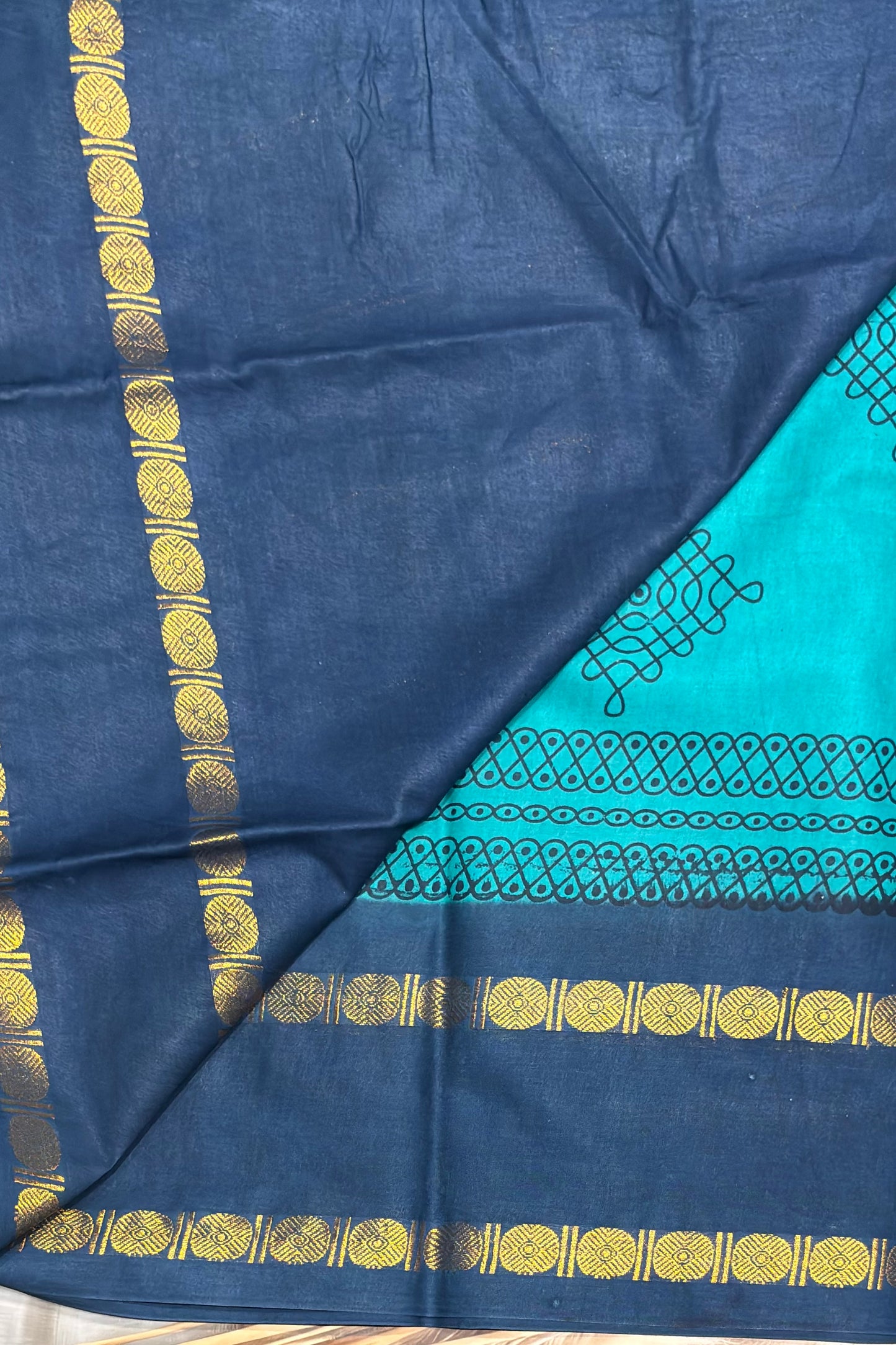 Premium Sungudi Cotton Saree – Kolam Prints- Rama Blue with Peacock Blue Contrast Rettapet Border | SC21