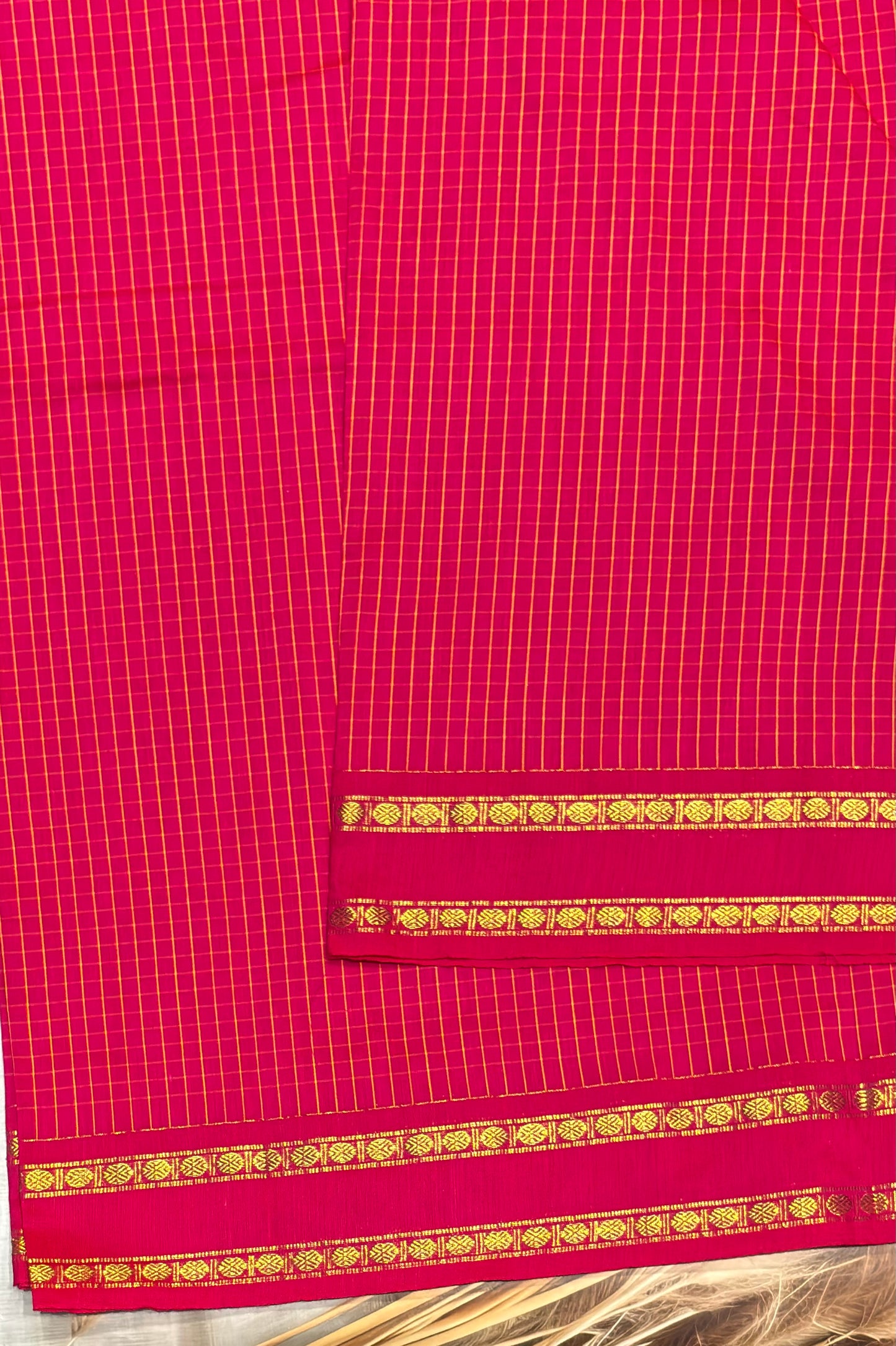 Premium Gadwal Cotton Saree – Vintage Checks With Rettapet Border | Rani Pink | MGC14