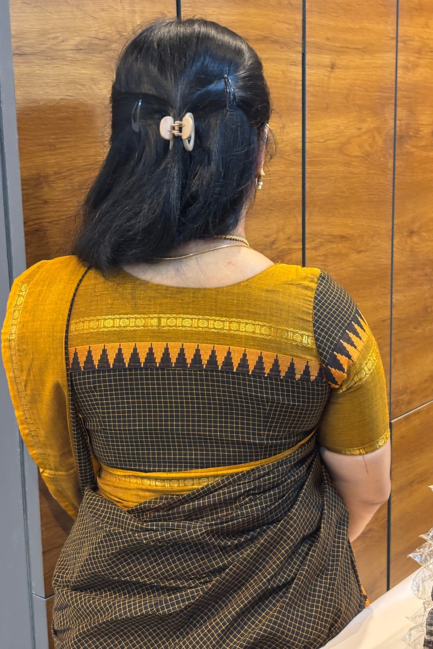 Meenakshi - Kanchi Cotton | Black With Mustard | MCK35