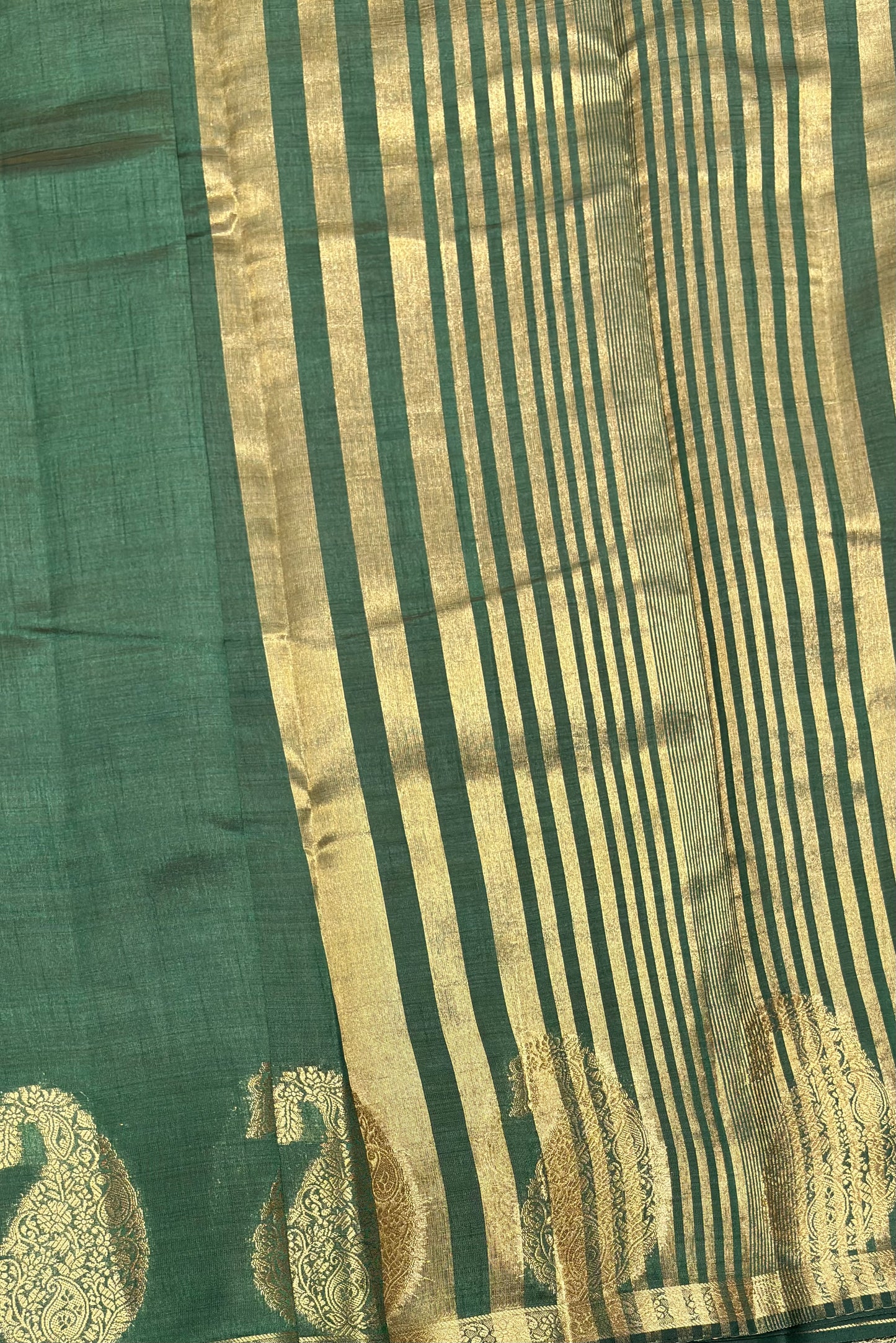 Raw Silk |MBRS08| BOT GREEN