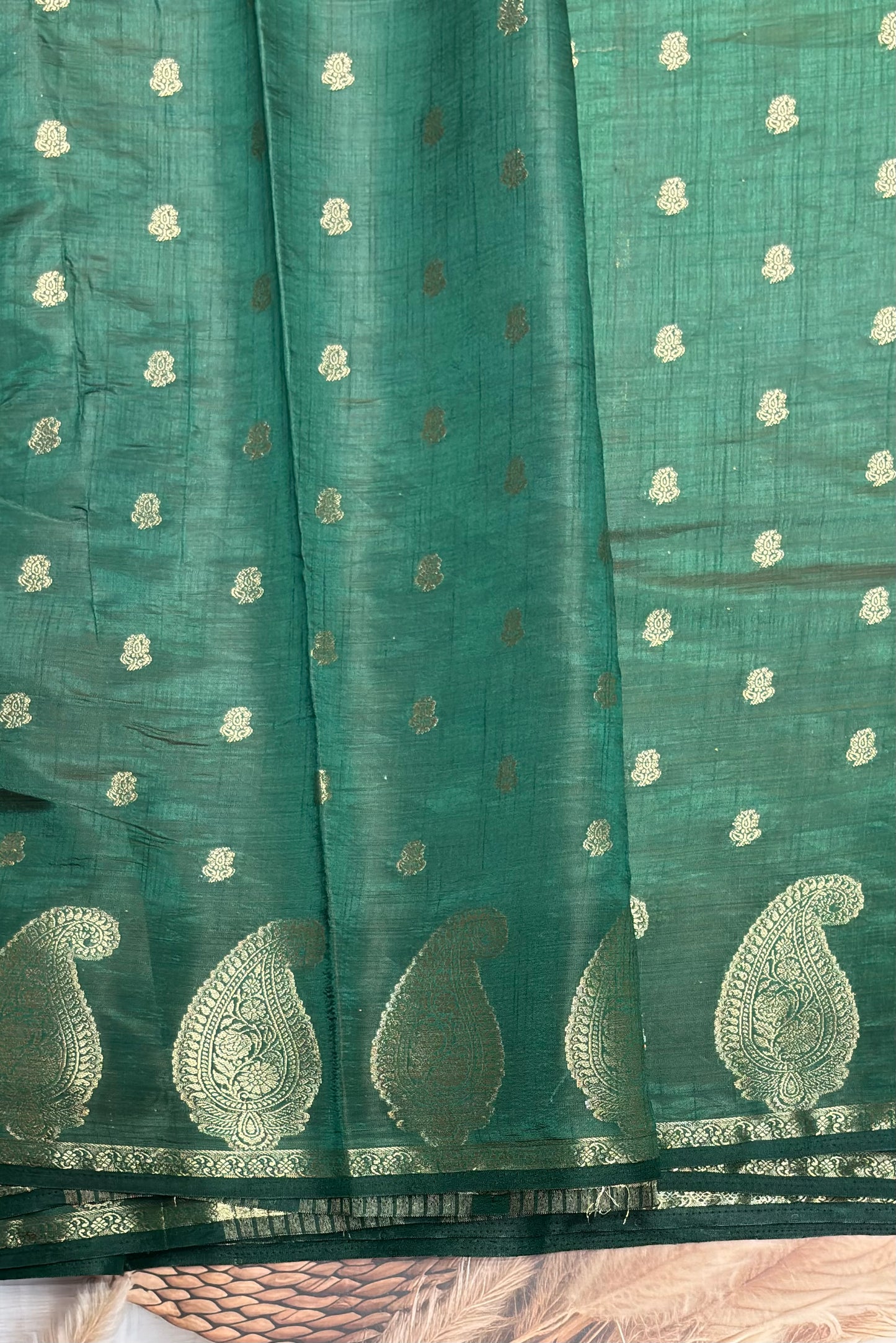 Raw Silk |Bot Green | RS04