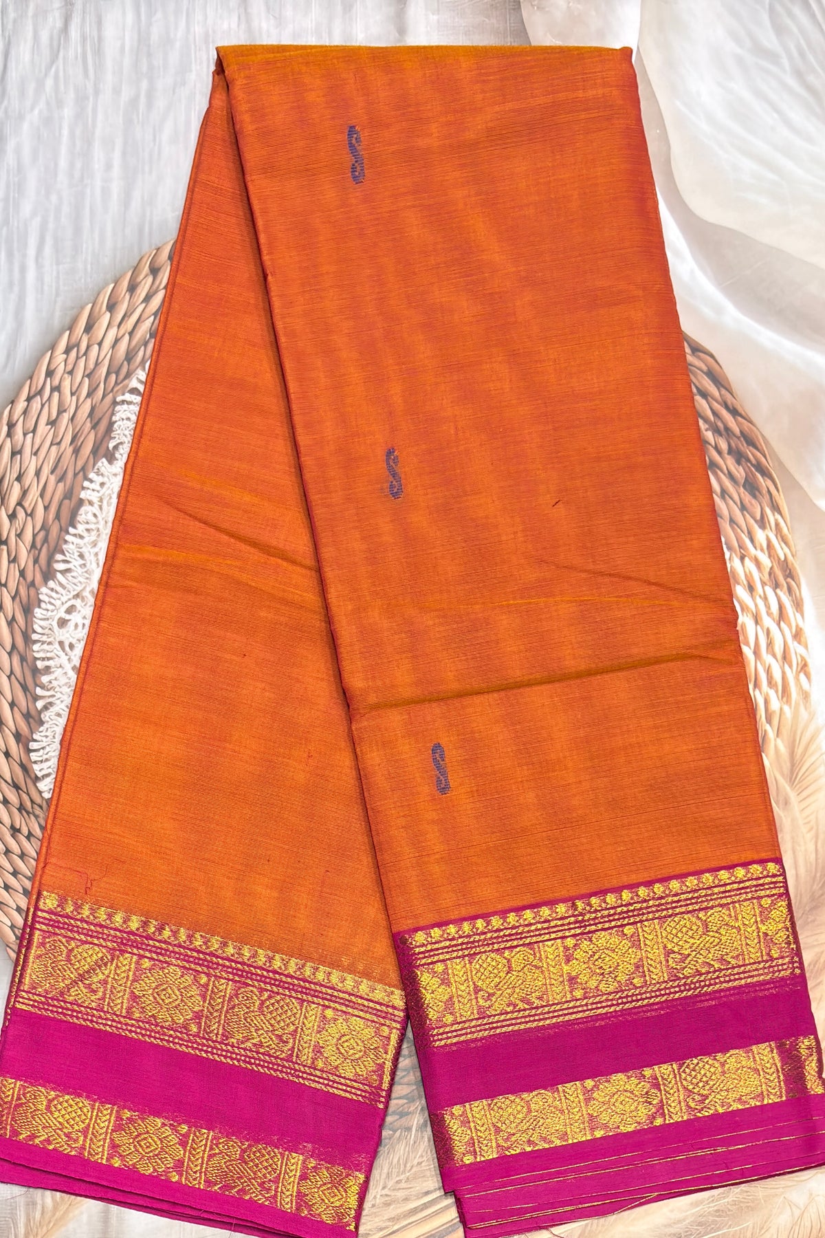 Kanchi Cotton Butta Design - Model