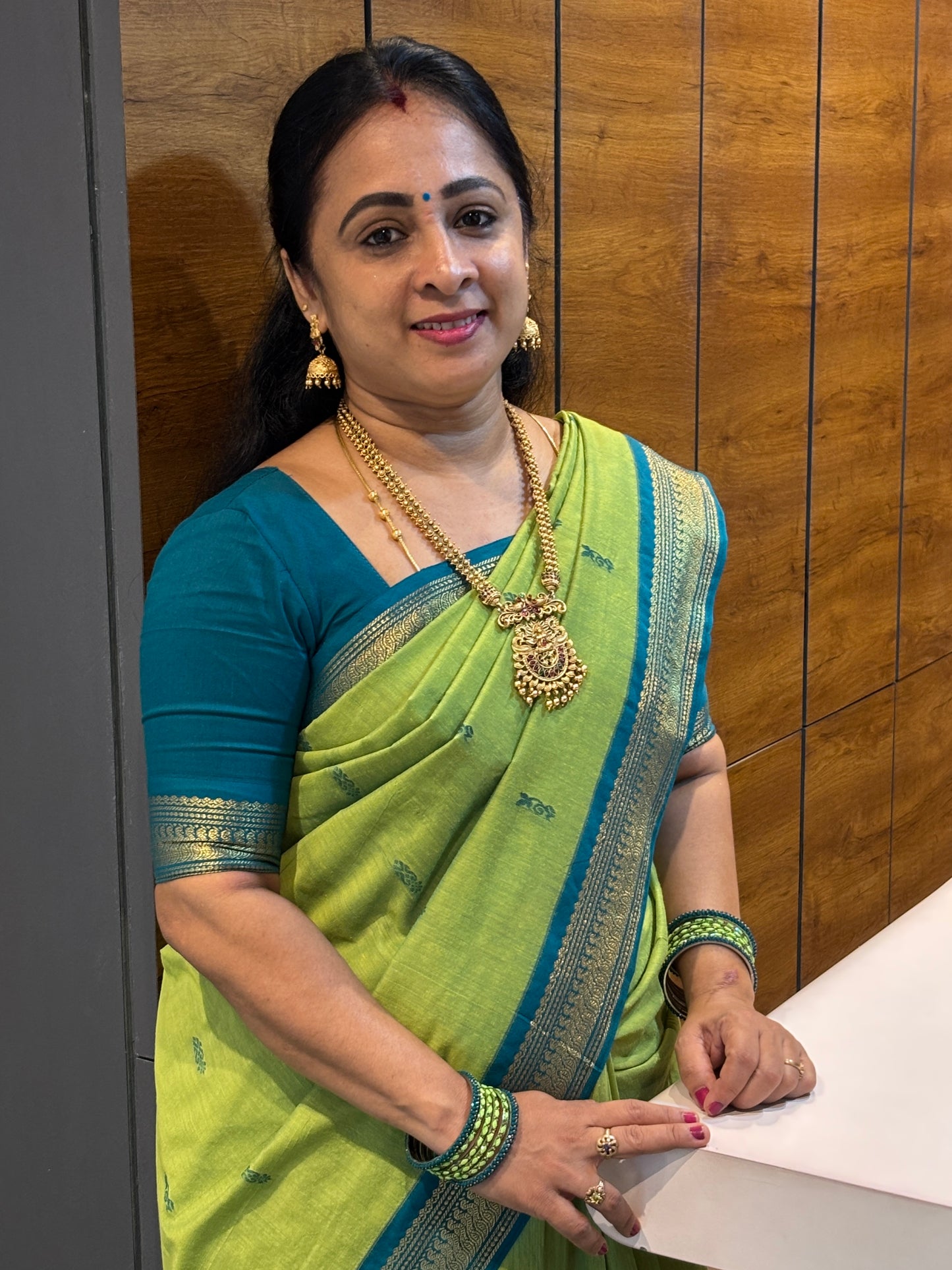 Kalyani Cotton Butta |Parrot Green with Rama Blue | KCBU19