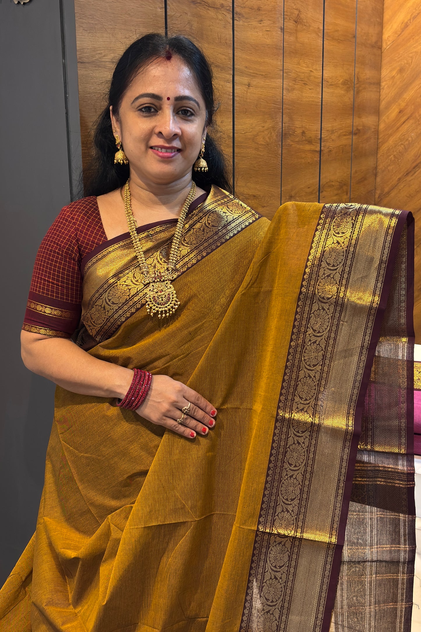 Meenakshi -Premium Kanchi Cotton Saree– Mustard With Coffee | MCK65