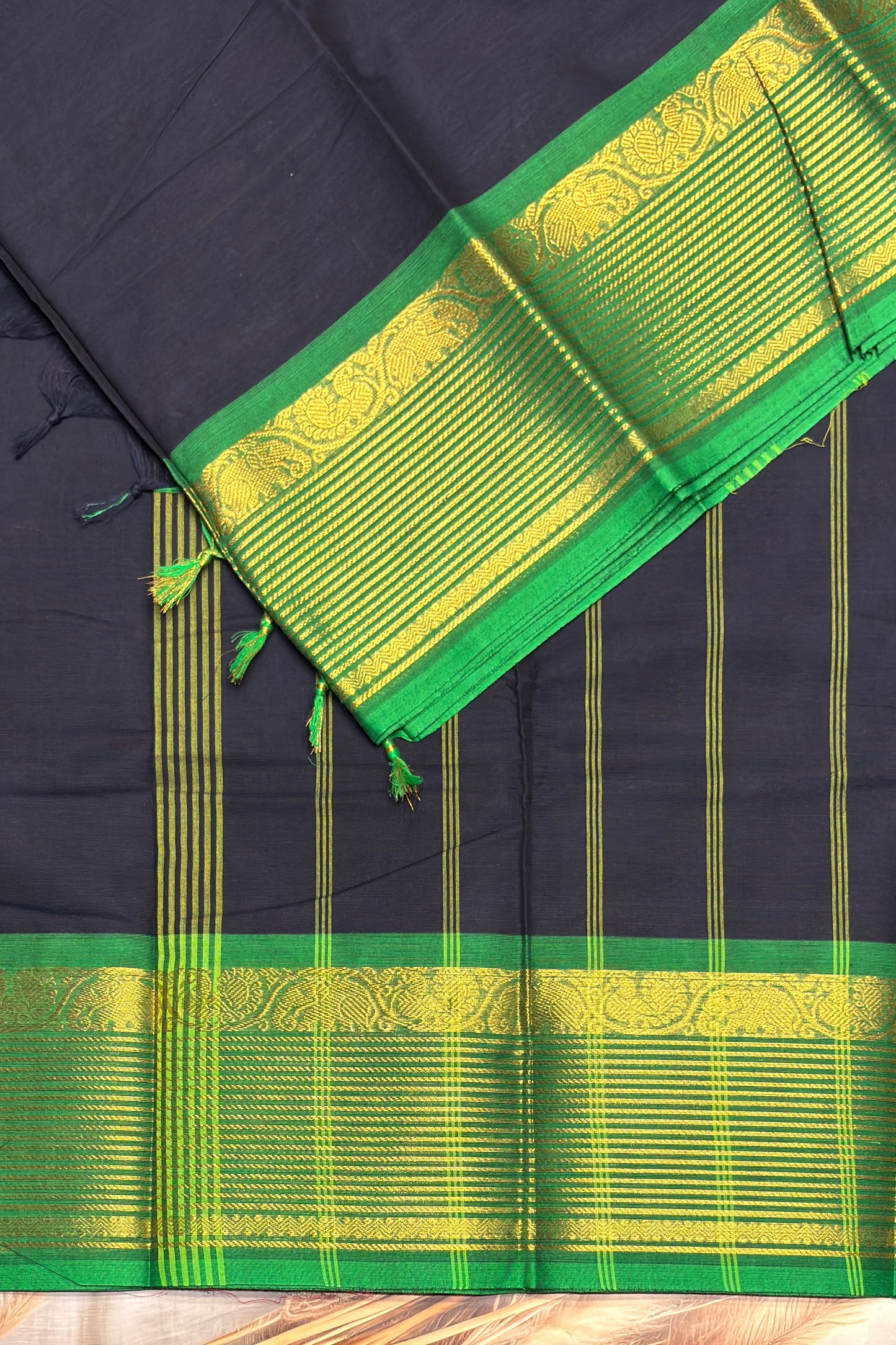 Meenakshi -Premium Kanchi Cotton Saree– Navy with Green | MCK68