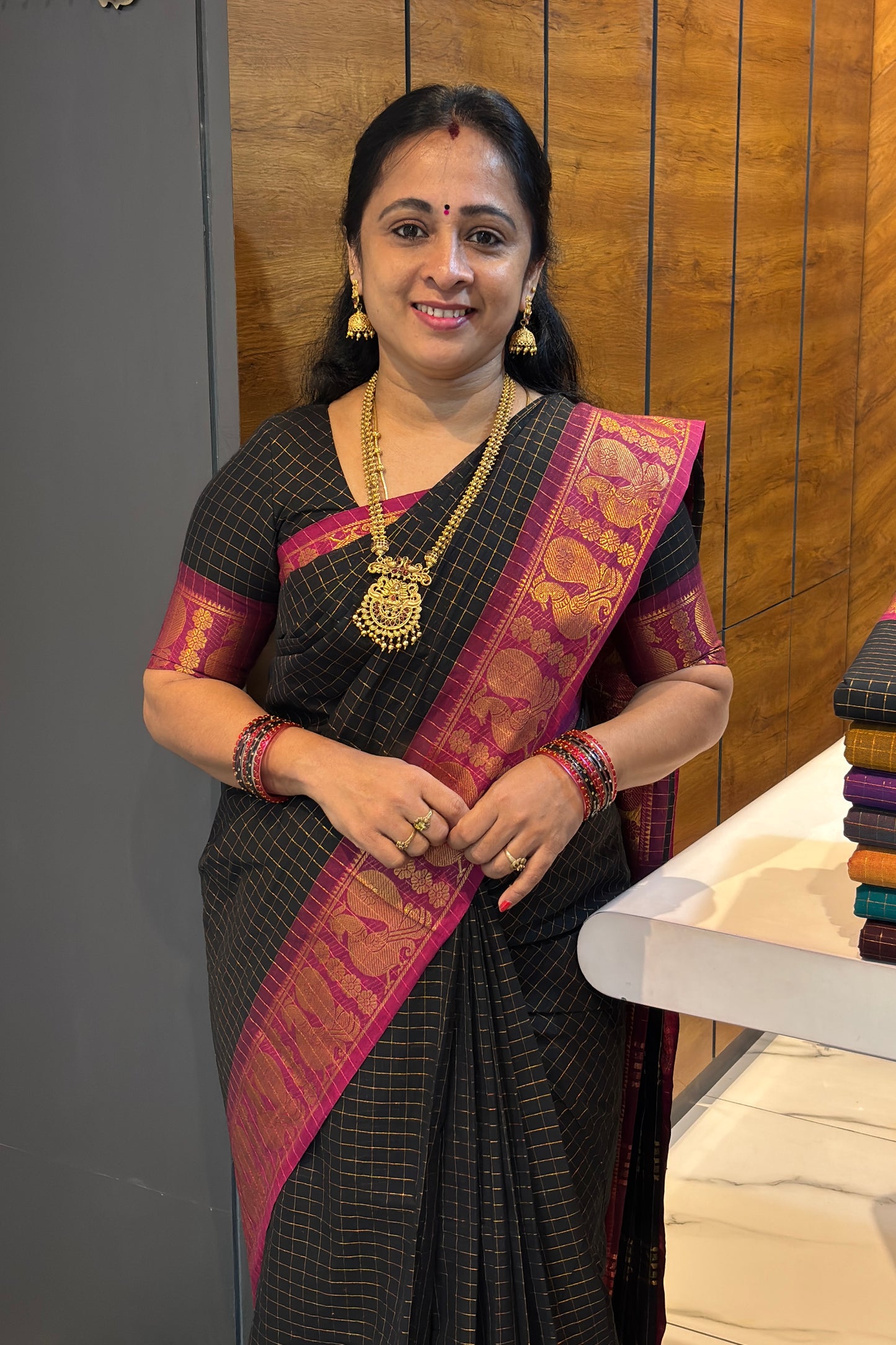 Meenakshi Premium Chettinad Cotton Saree – Zari Checks | Black With Majenta | MCK93