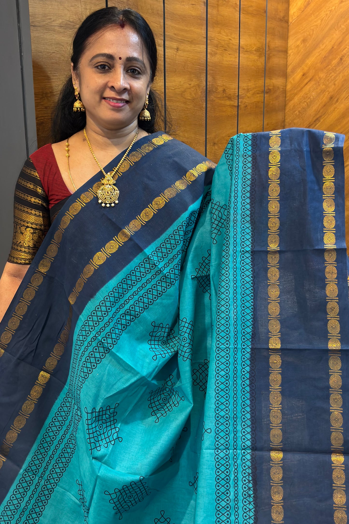 Premium Sungudi Cotton Saree – Kolam Prints- Rama Blue with Peacock Blue  Contrast Rettapet Border | SC21