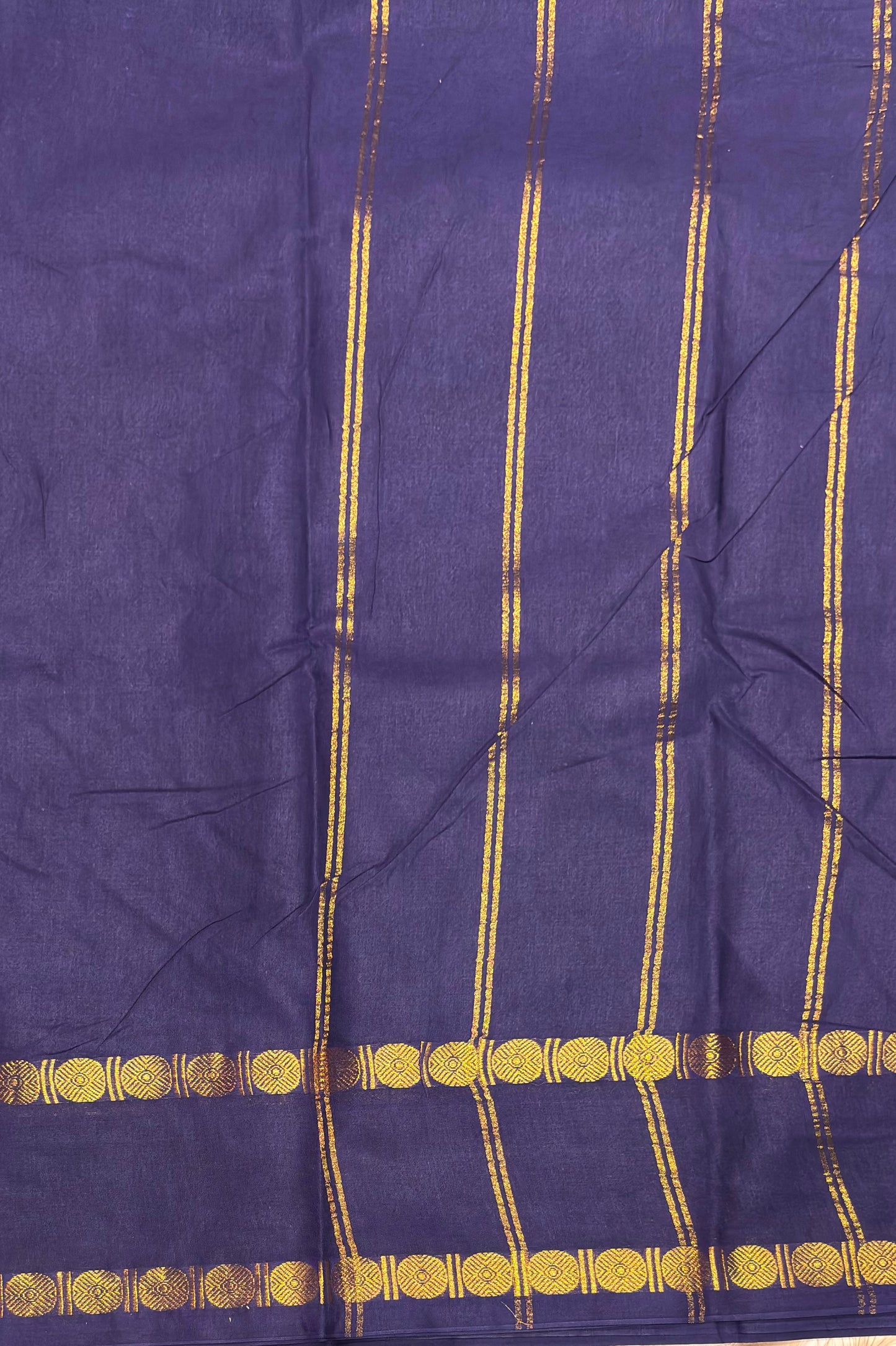 Premium Sungudi Cotton Saree – Kolam Prints- Majenta with Navy  Contrast Rettapet Border | SC20