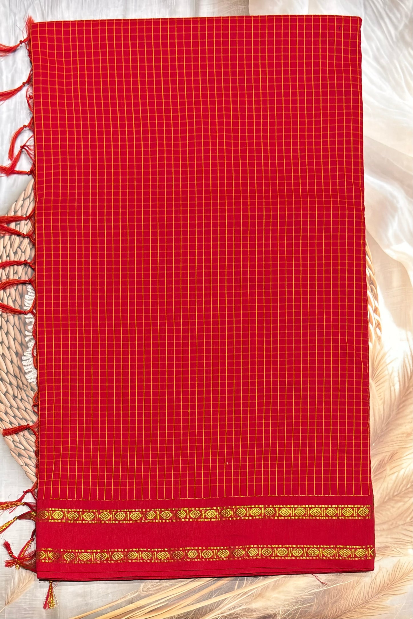 Premium Gadwal Cotton Saree – Vintage  Checks With Rettapet Border | Chilli Red | MGC04