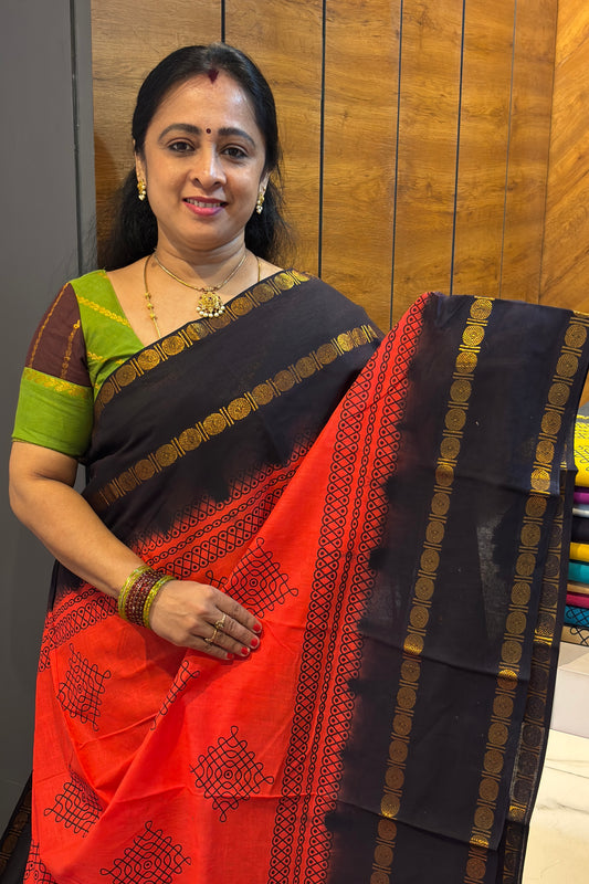 Premium Sungudi Cotton Saree – Kolam Prints- Tomato Red with Black Contrast Rettapet Border | SC28