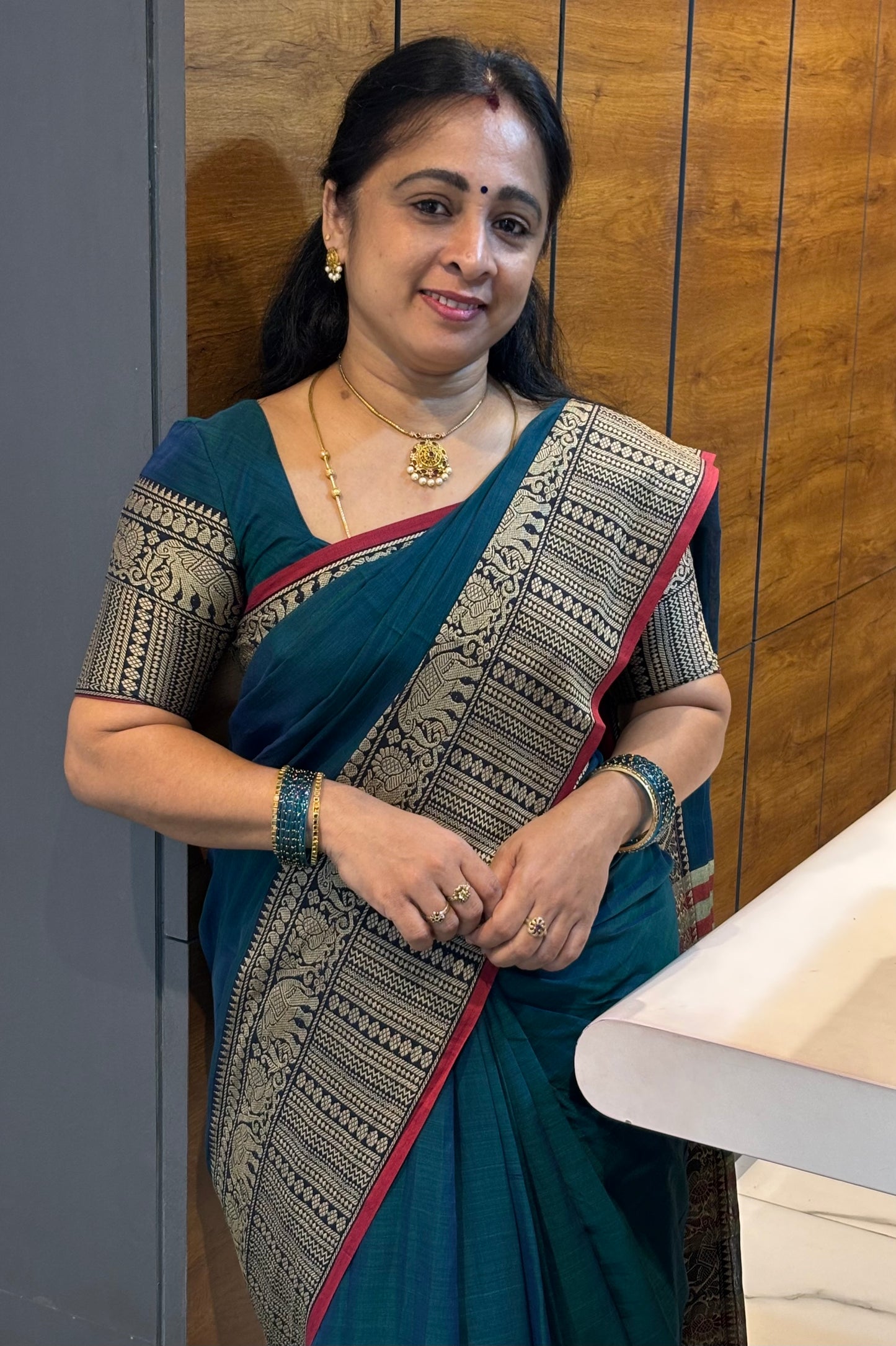 Narayanpet cotton saree elephant border detail traditional weave