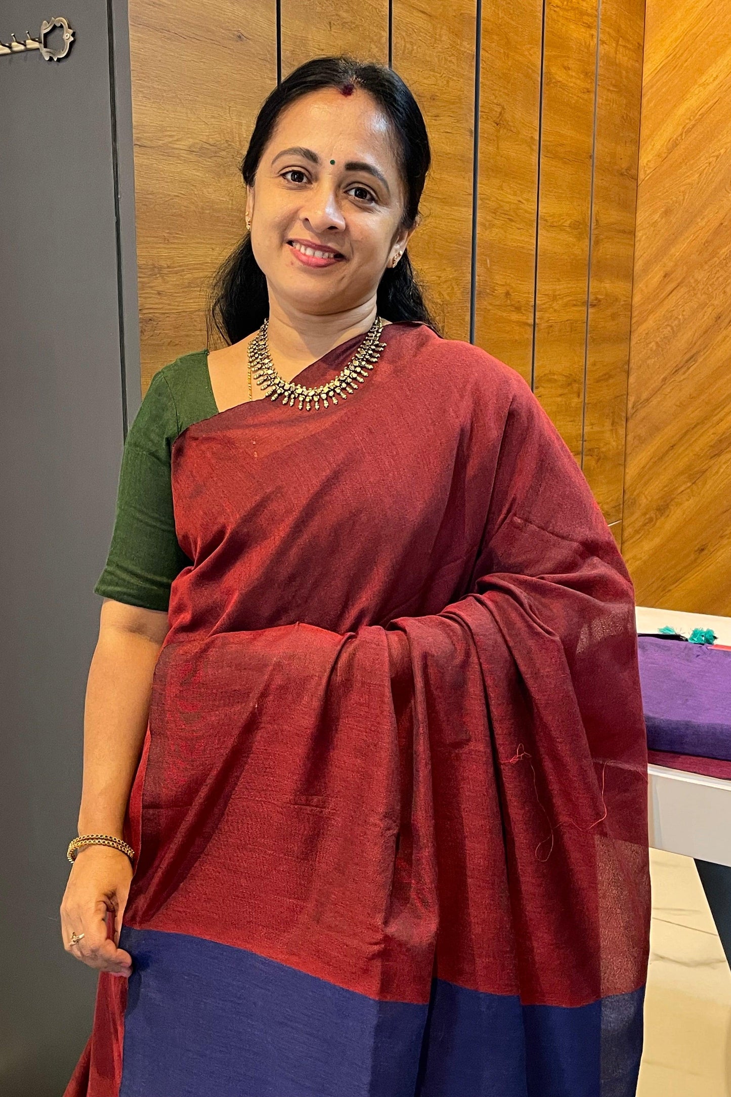 Handloom Kadhi Contrast Saree- Maroon Blue-MB-KD-CON-14 - Manju Boutique