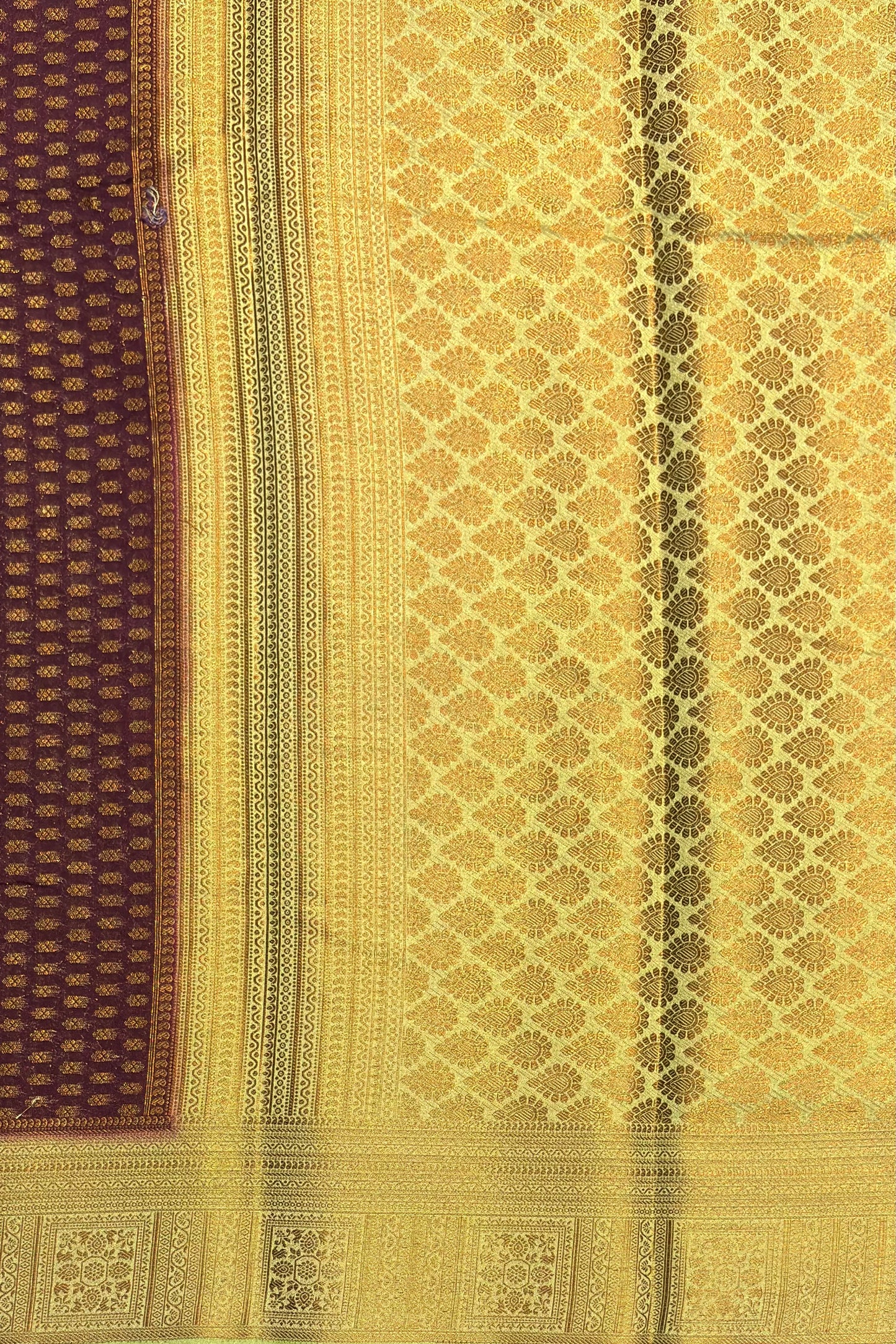 1000 Butta Silk |Coffee / Pista Green | 1K20