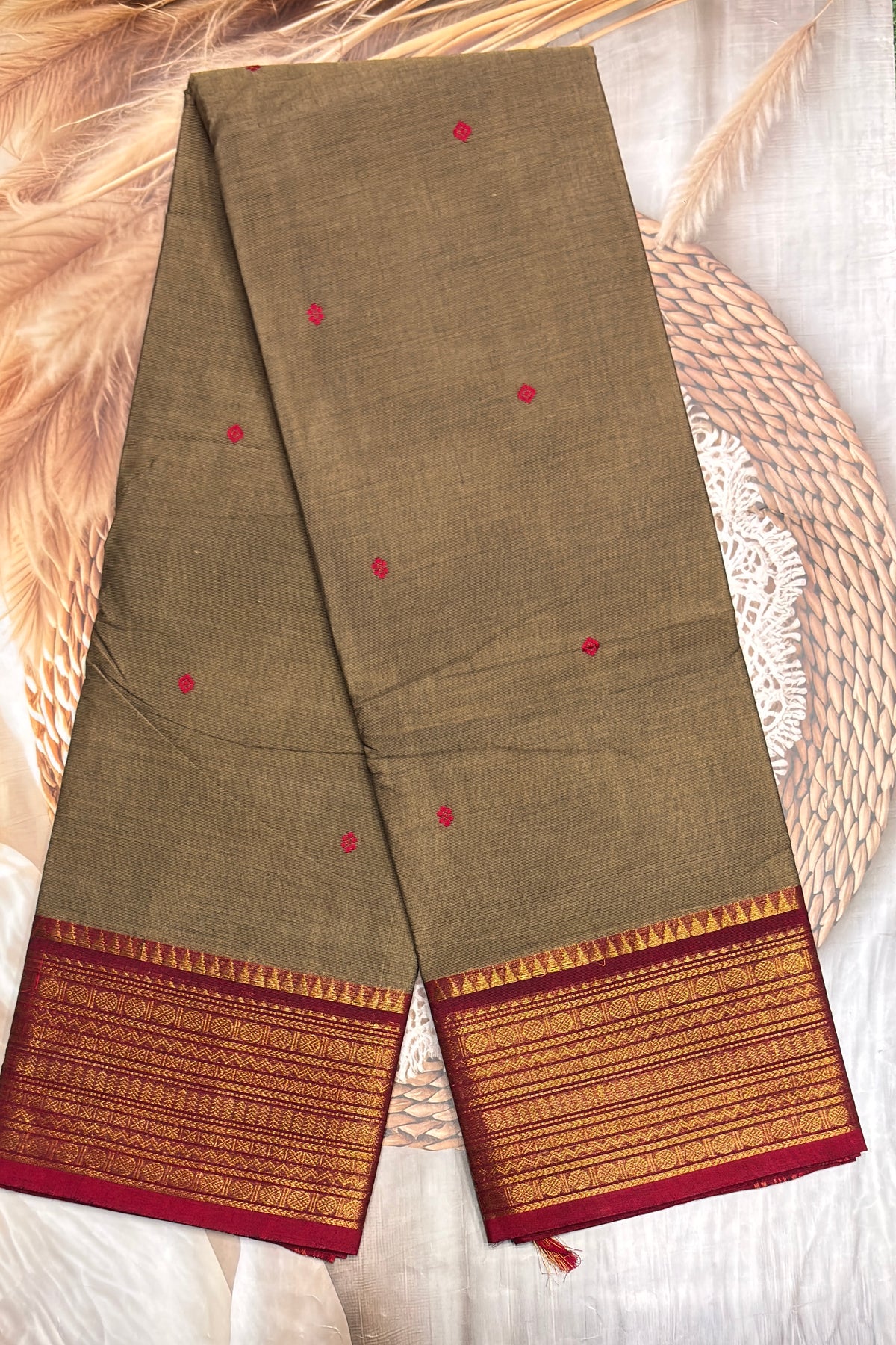 Kanchi Cotton Butta Design - Model