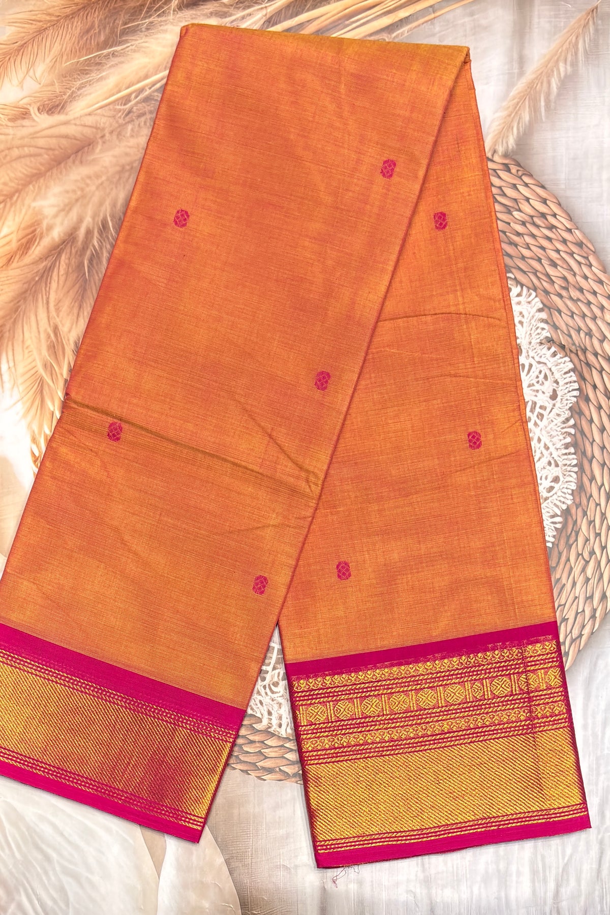 Kanchi Cotton Butta Design - Model