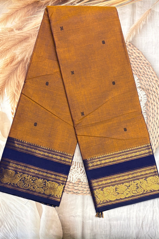 Kanchi Cotton Butta Design - Model
