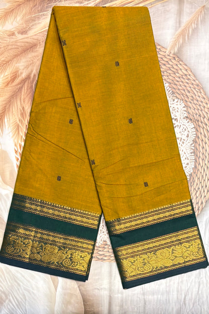 Kanchi Cotton Butta Design - Model