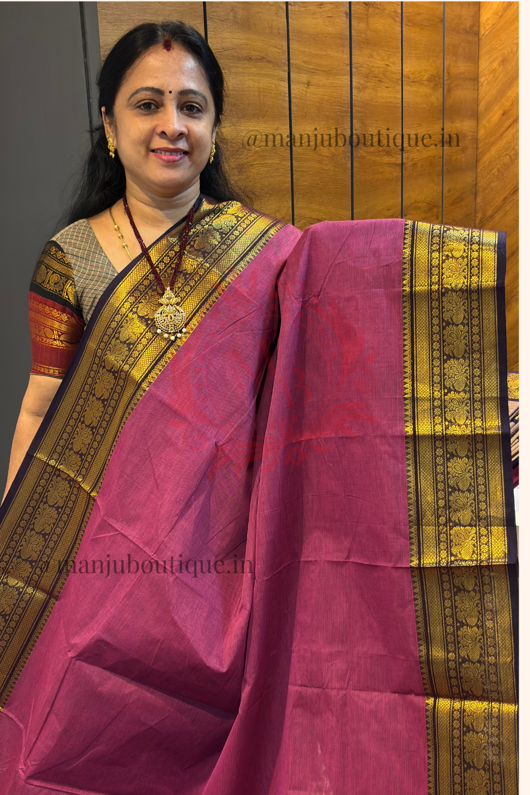 Meenakshi -Premium Kanchi Cotton Saree - Onion Pink With Navy  | MCK119