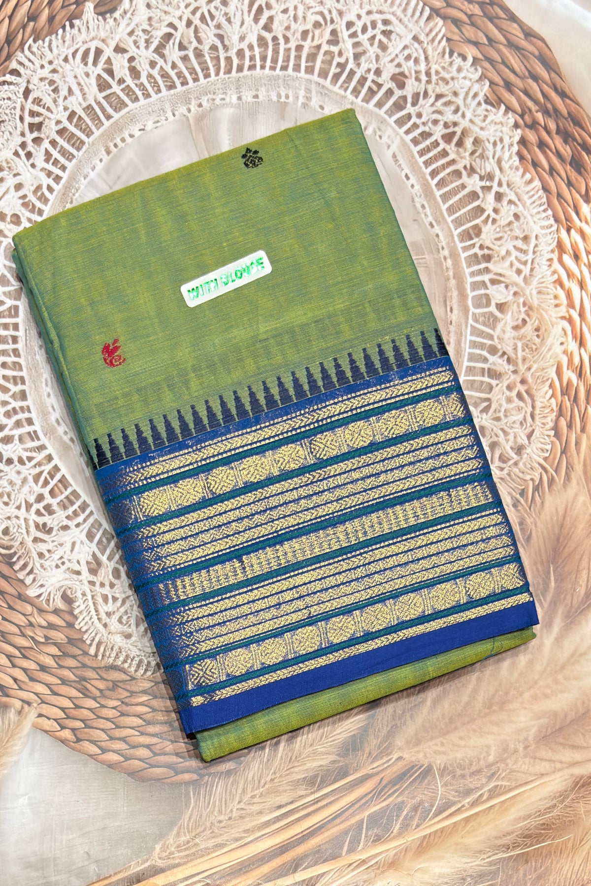 Kanchi Cotton Butta Design - Model