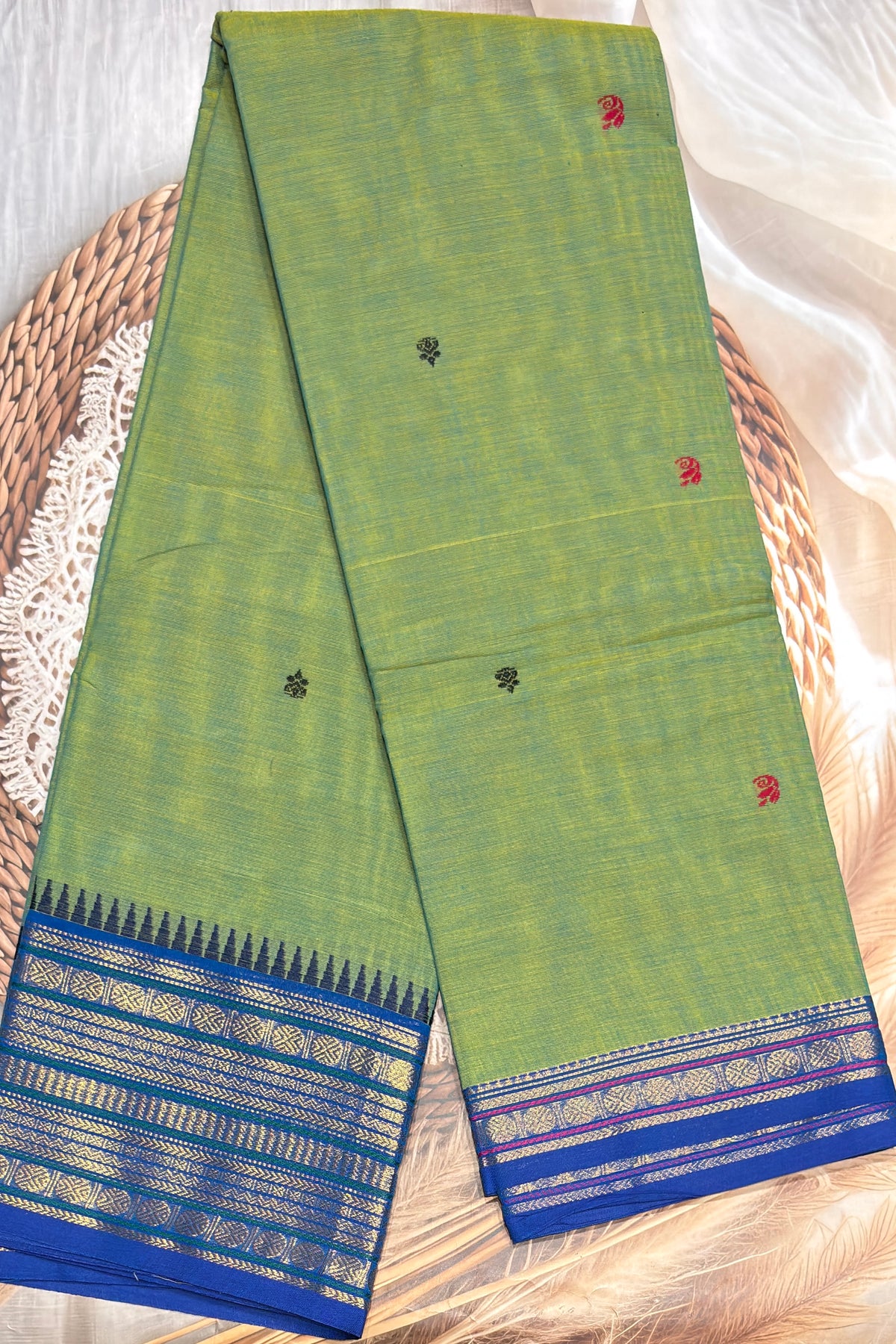 Kanchi Cotton Butta Design - Open View