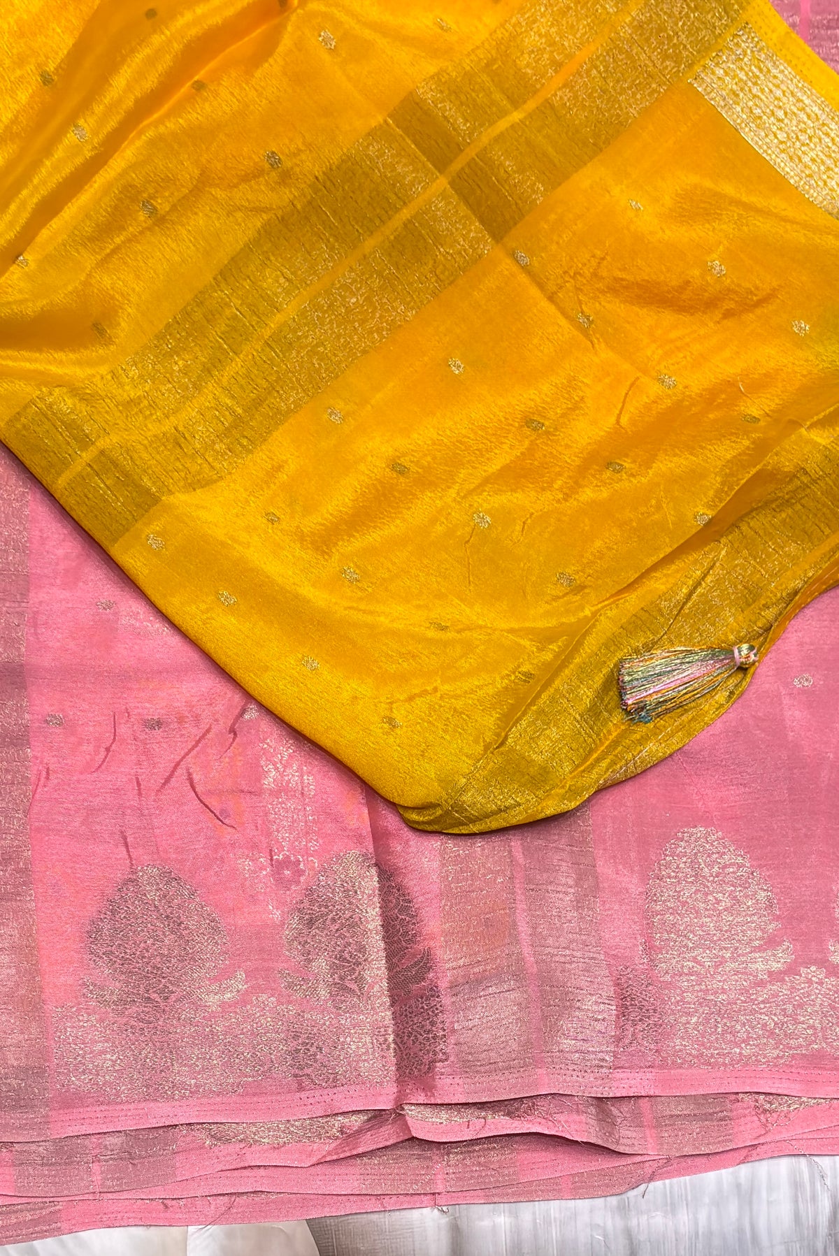 Malai Silk  Designer Saree - Pallu