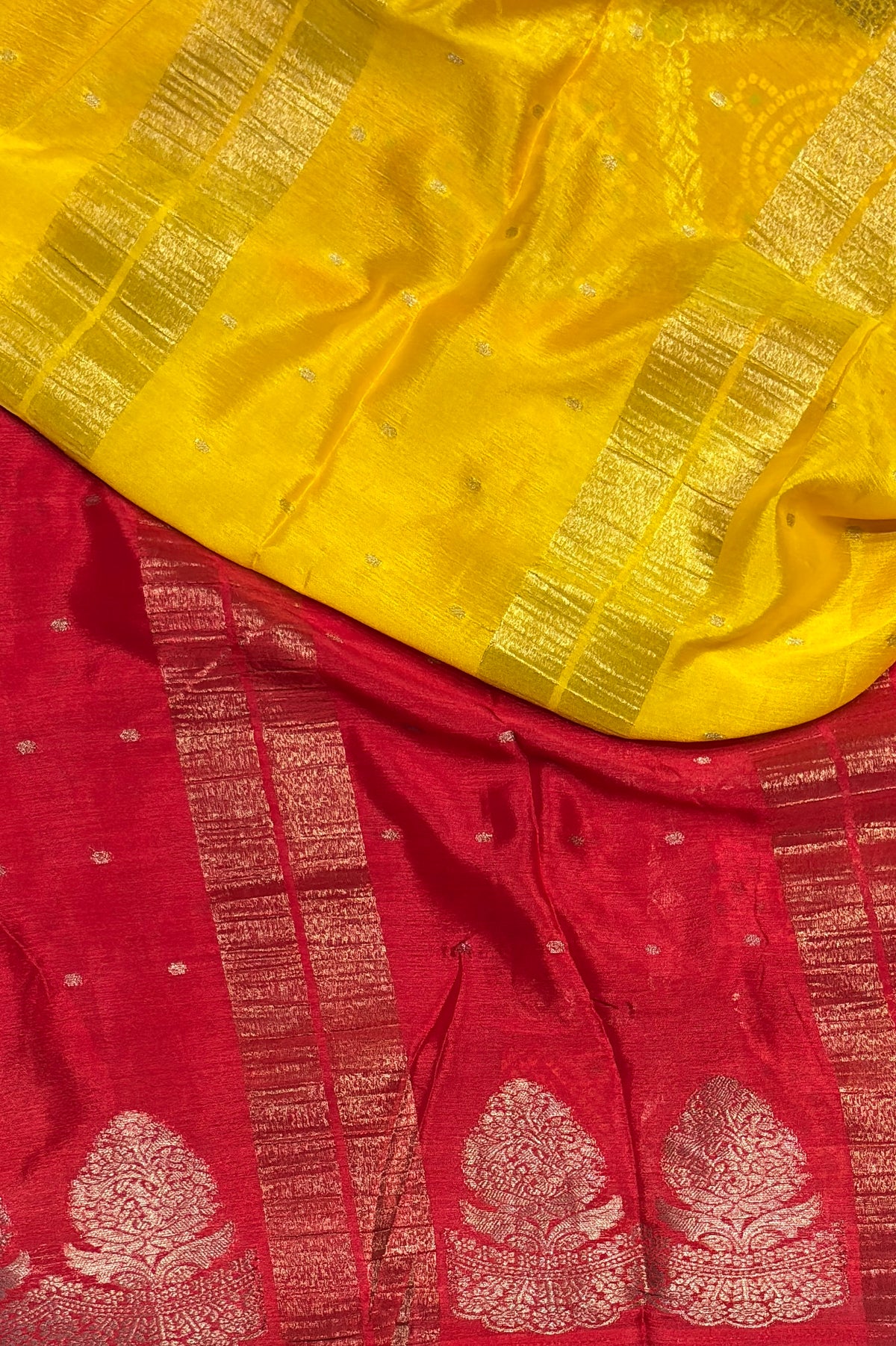 Malai Silk  Designer Saree - Pallu